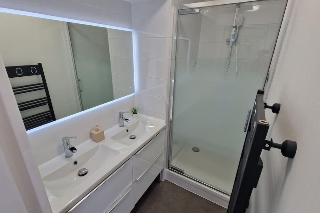 Appartement Ouistreham Proche Centre Et Plage Екстериор снимка